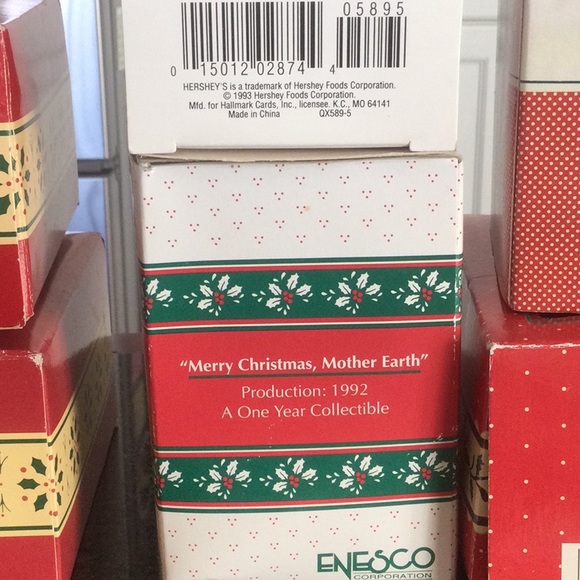 Bundle of six Christmas ornaments in original boxes - Picture 9 of 10